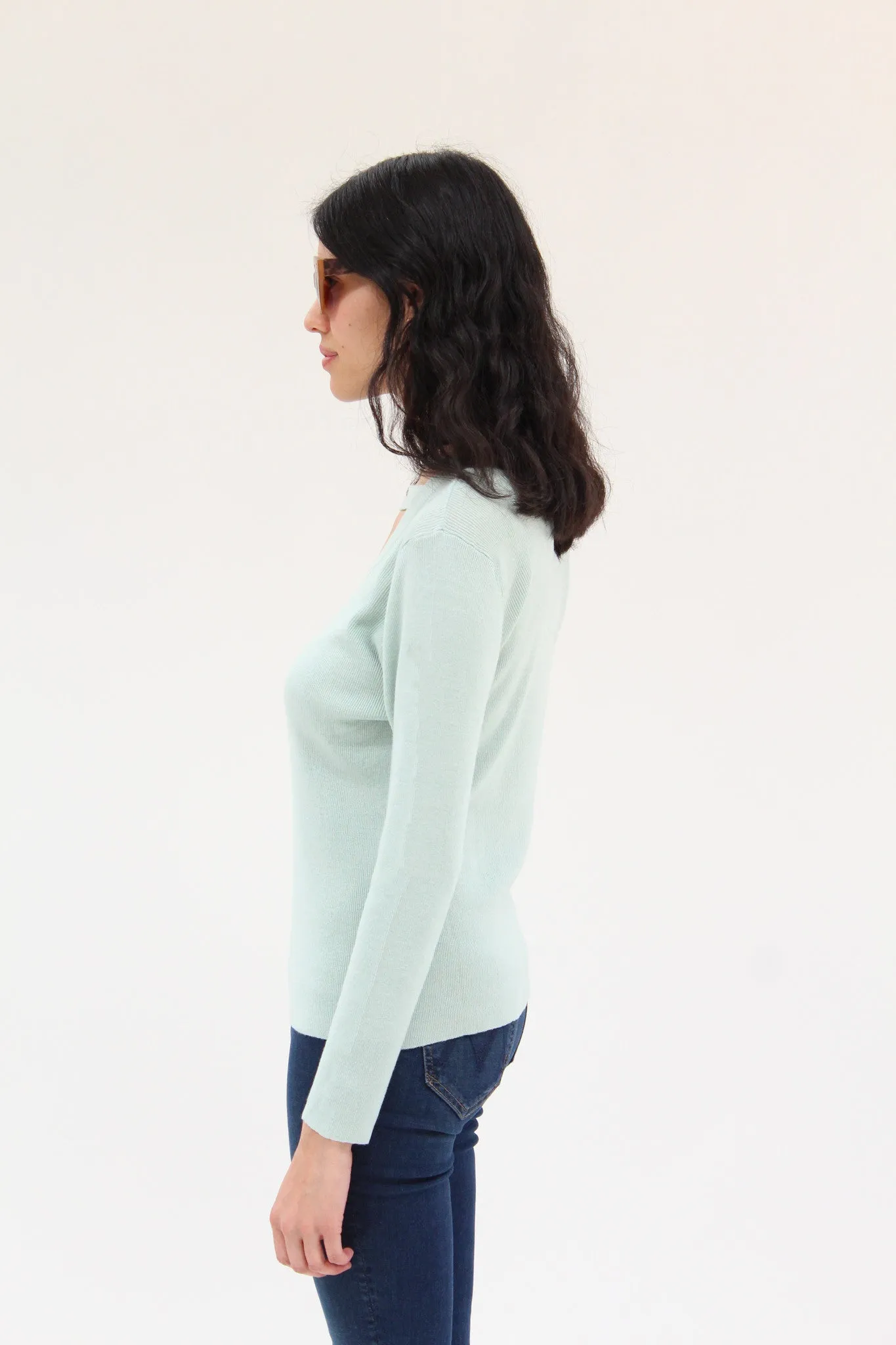 Beklina Ribbed Bar V-Neck Sweater Water